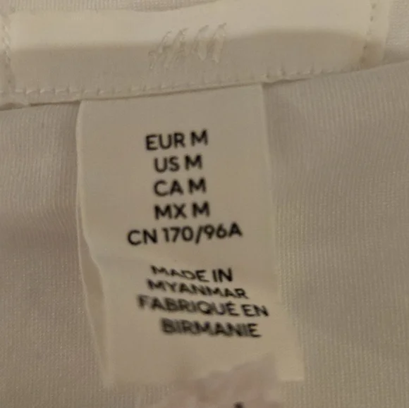 🌃NWT H&M White Long Sleeve Bodysuit - Picture 4 of 5